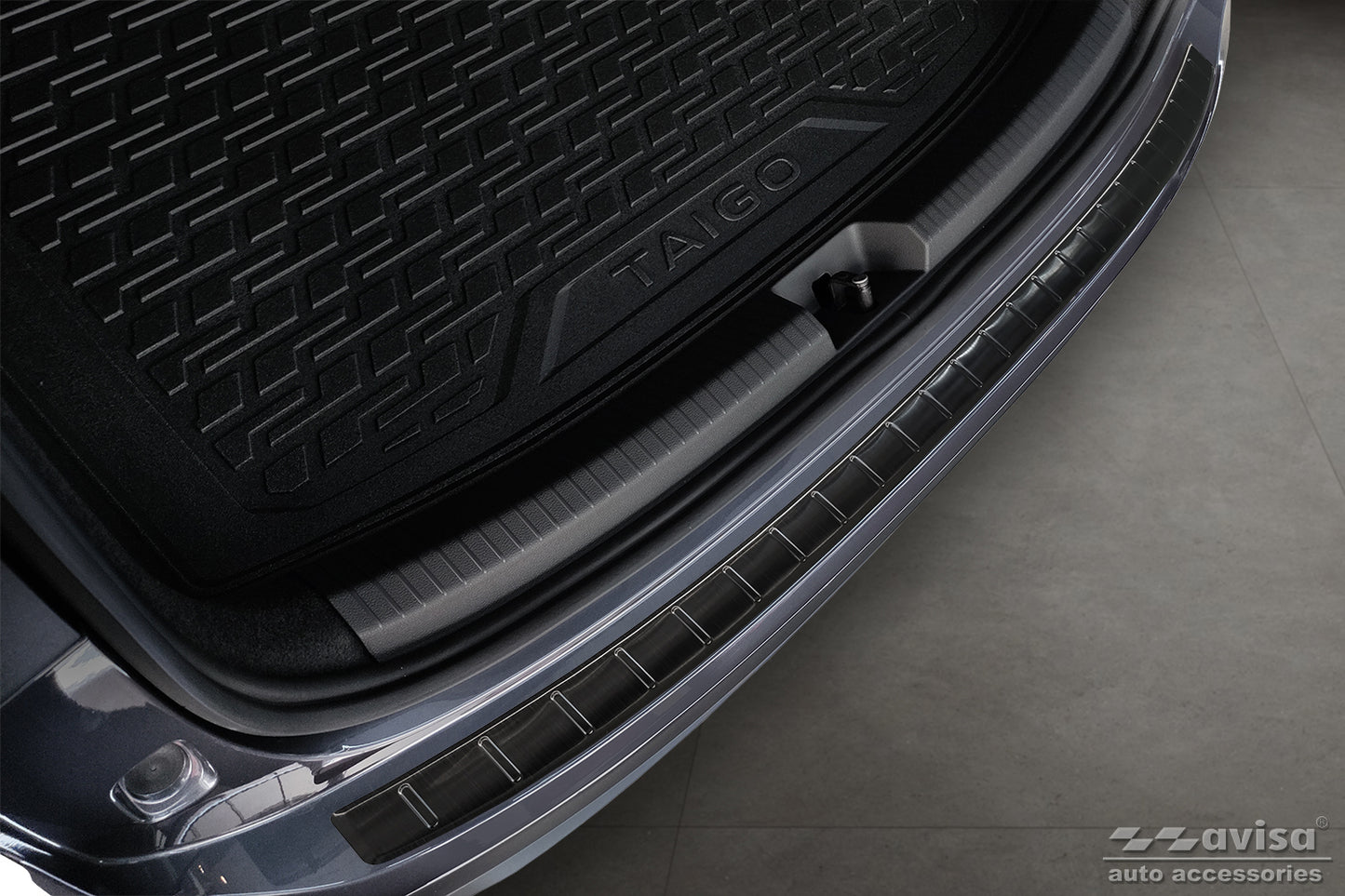 protector de parachoques trasero VW TAIGO negro