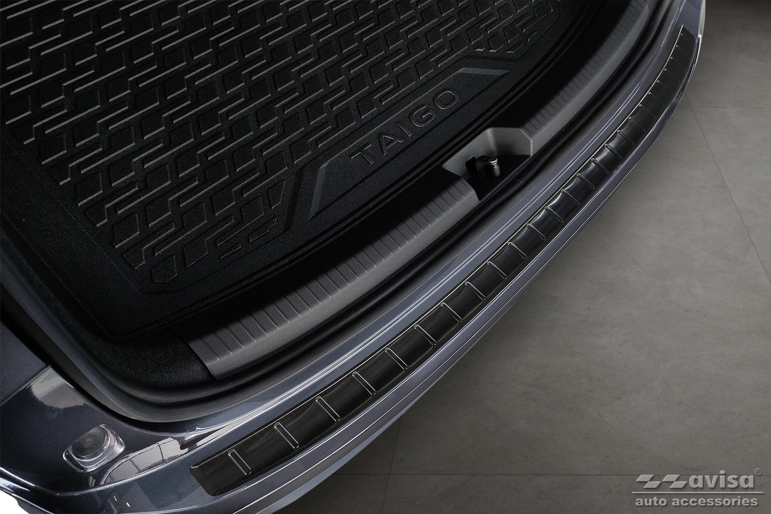 protector de parachoques trasero VW TAIGO negro