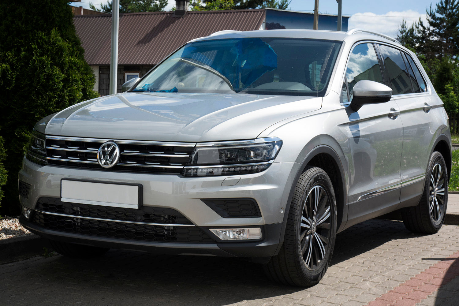 protector de parachoques trasero VW TIGUAN ALLSPACE negro espejo