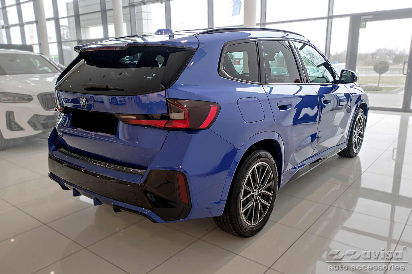 protector de parachoques trasero BMW X1 U11 negro