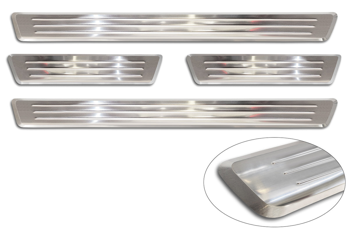 Protector umbral de puertas en relieve VOLVO XC60 Plug-n Hybrid plata satinado
