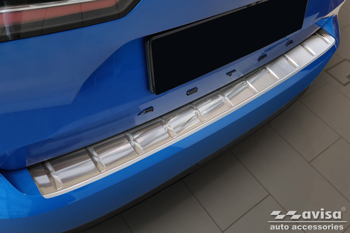 protector de parachoques trasero OPEL ASTRA (L) plata