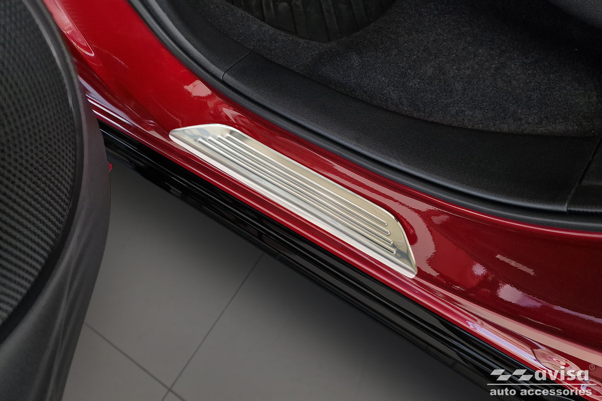 Protector umbral de puertas en relieve HONDA ZR-V plata satinado