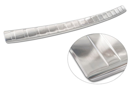 protector de parachoques trasero KIA SPORTAGE plata satinado 2021-25
