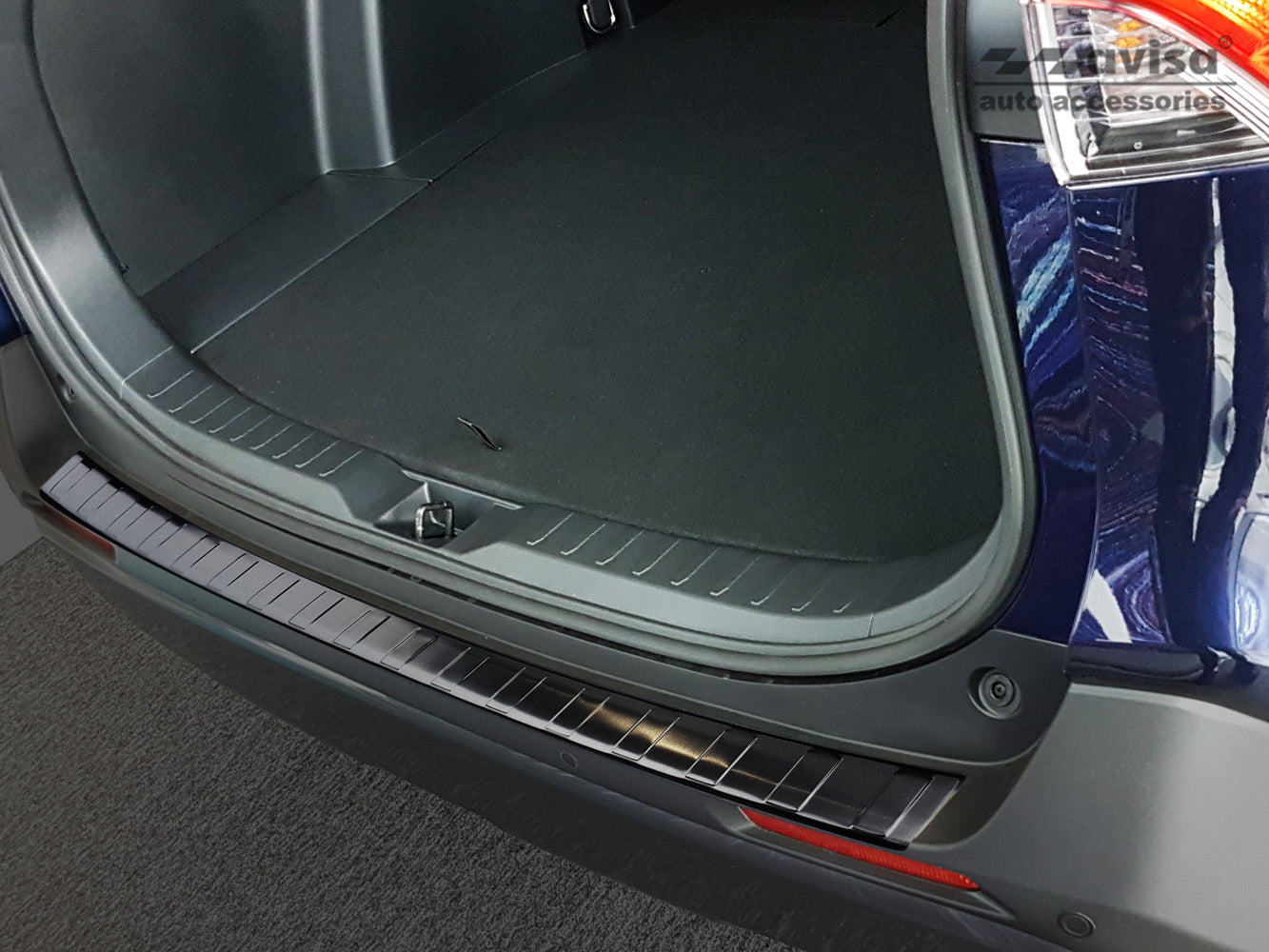 protector de parachoques trasero TOYOTA RAV4 Hybrid negro