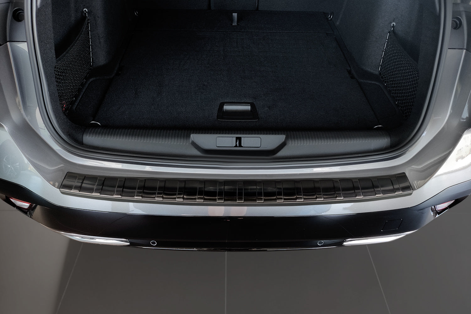 protector de parachoques trasero PEUGEOT 308 SW combi negro 2021+