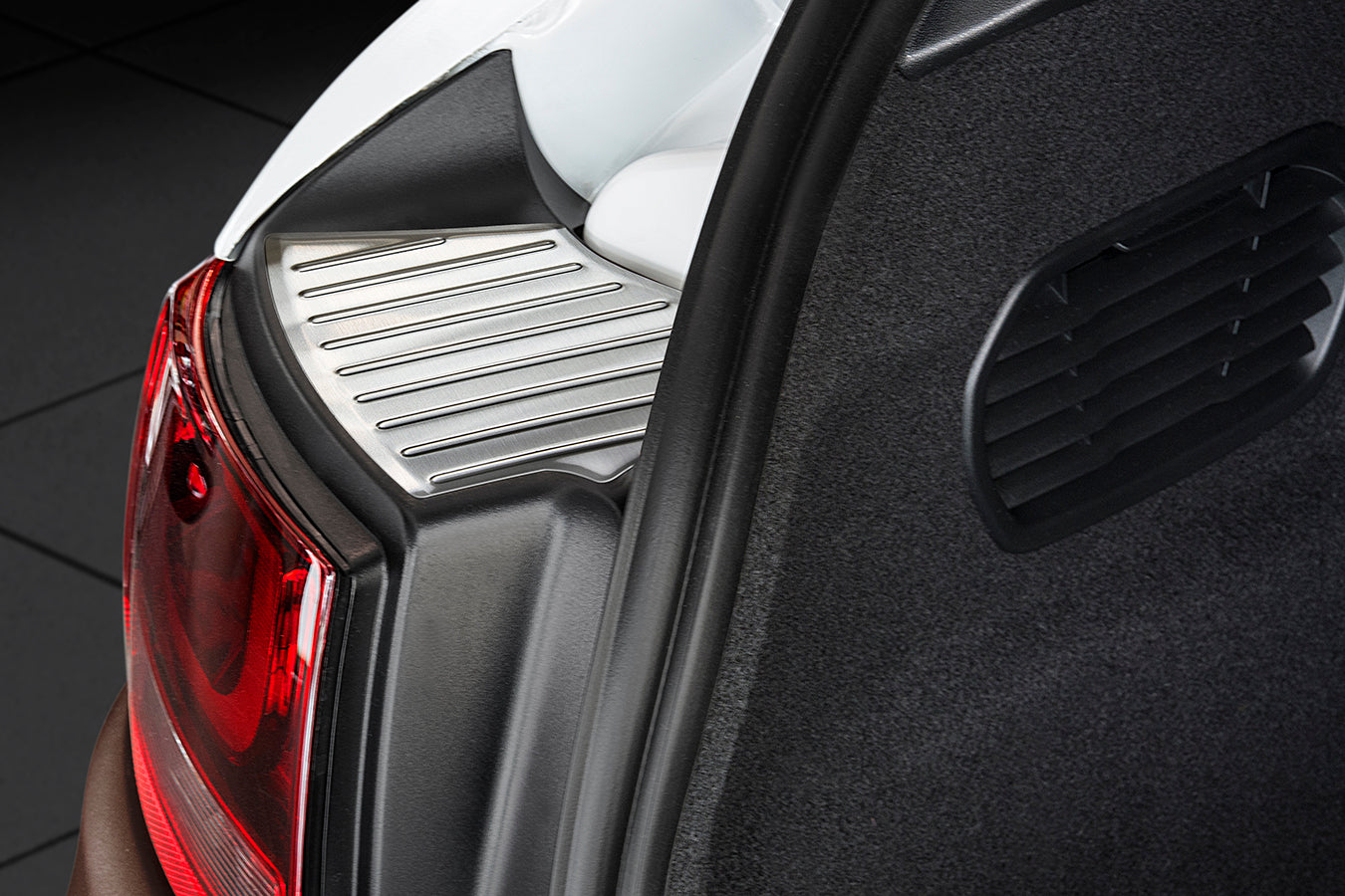 Protector de parachoques trasero CITROEN C4 CACTUS crossover plata satinado