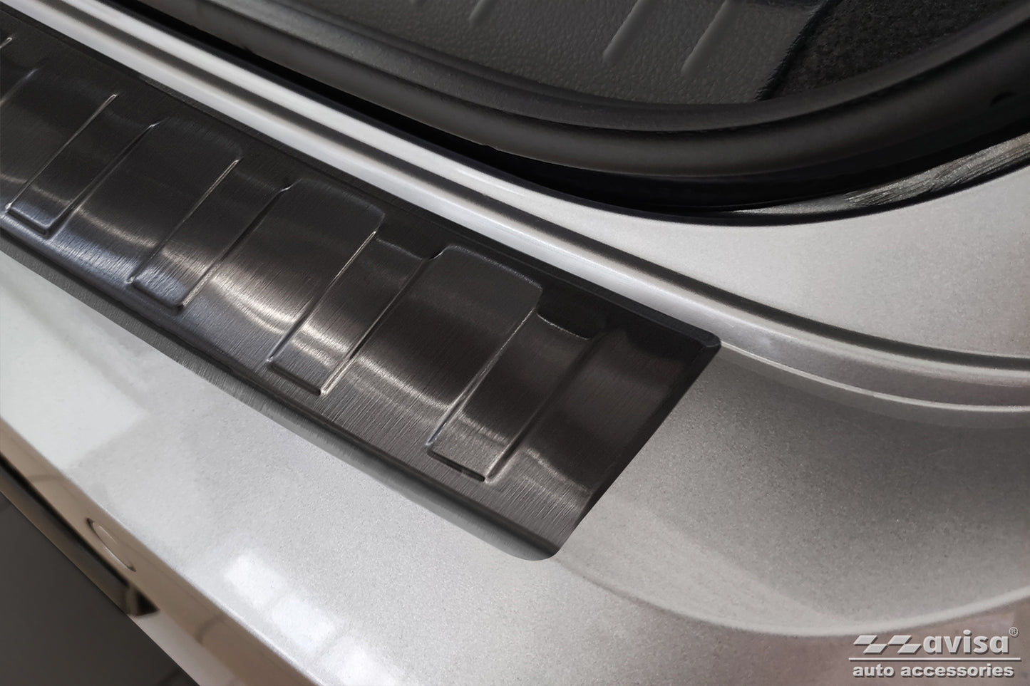 protector de parachoques trasero VW PASSAT B8 negro