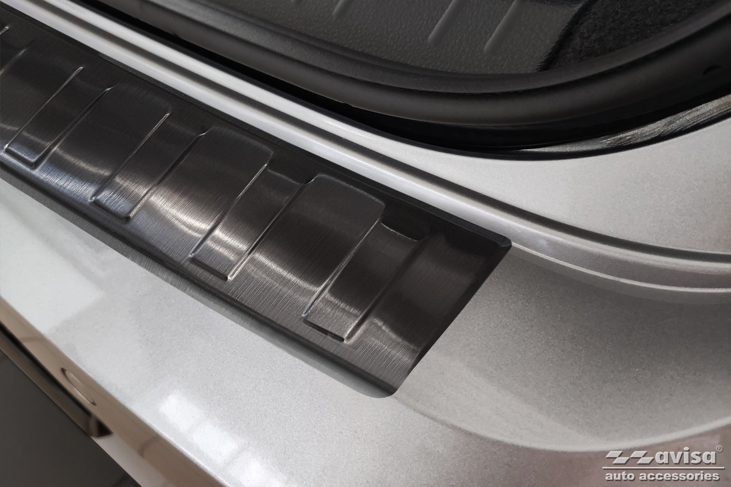 protector de parachoques trasero VW PASSAT B8 negro